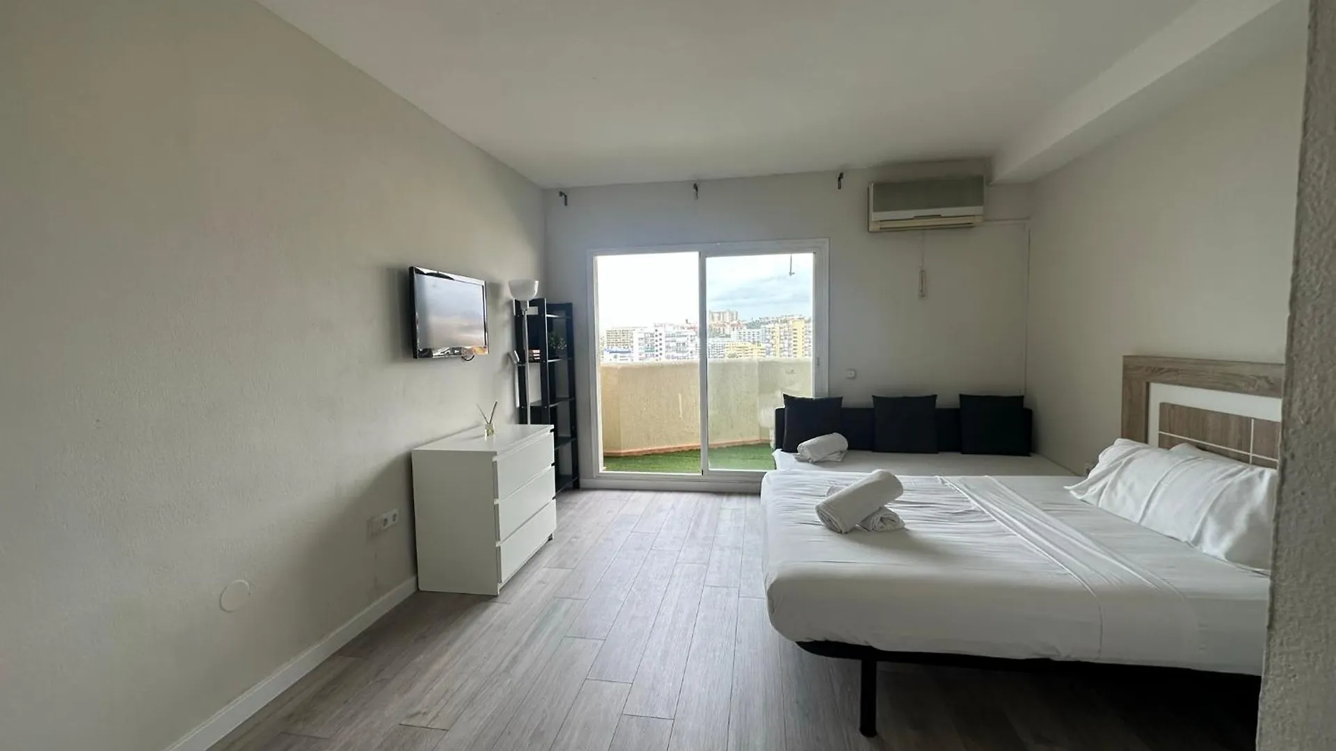 Benalbeach Complex بينالماذينا إسبانيا